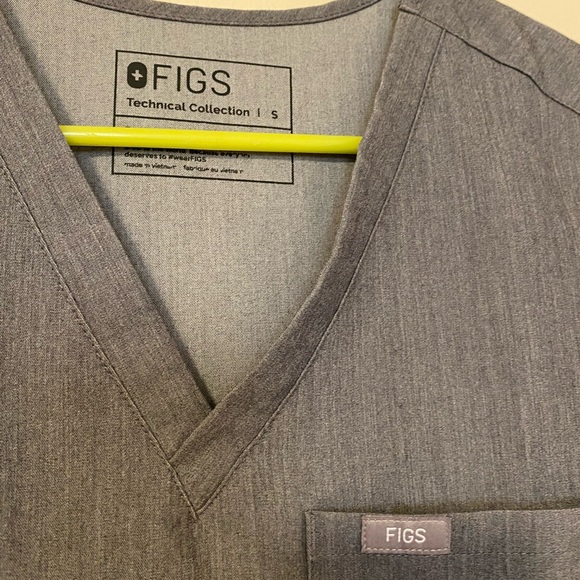 Figs Catrina technical collection scrub top graphite size small one pocket - Picture 2 of 2